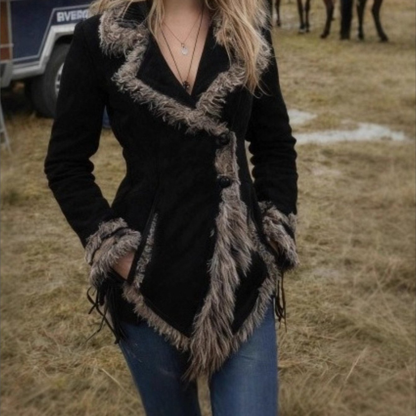 Vintage LuxuriousFauxFurCollarOvercoat For Women Beggar Jacket Outerwear Timeless