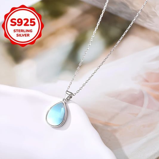 Teardrop-Shaped Moonstone Pendant Necklace Made of S925 Silver, Suitable for Everyday Wear by Women, Perfect for Casual Outfits And Jewelry Gifts, Hypoallergenic, Weighing 0.11 oz.
