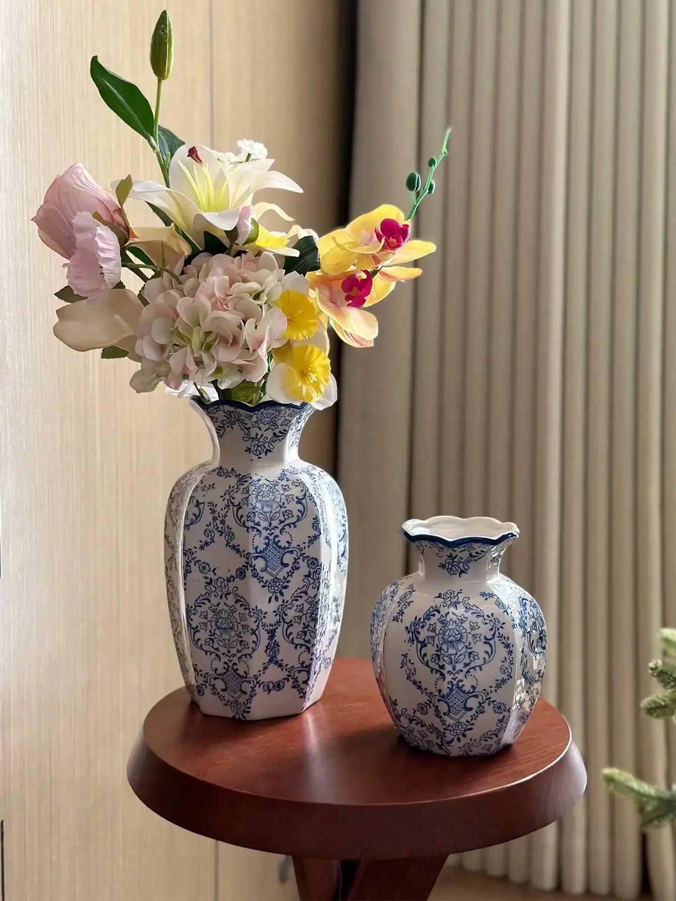 Porcelain Vase Chinese Retro Floral Decor For Living Room Multicolor Glaze Elegant Vintage Accent-A