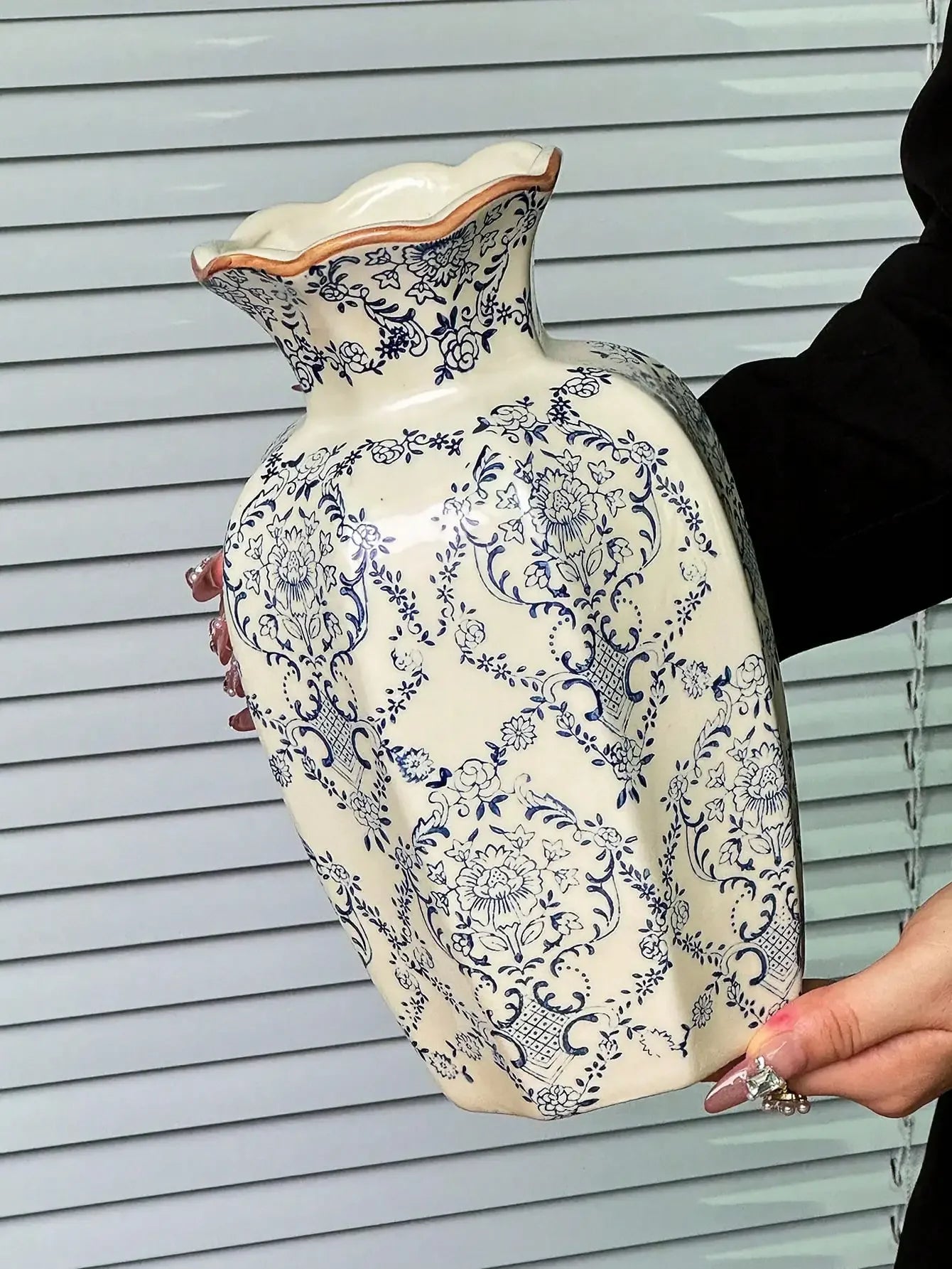 Porcelain Vase Chinese Retro Floral Decor For Living Room Multicolor Glaze Elegant Vintage Accent-A