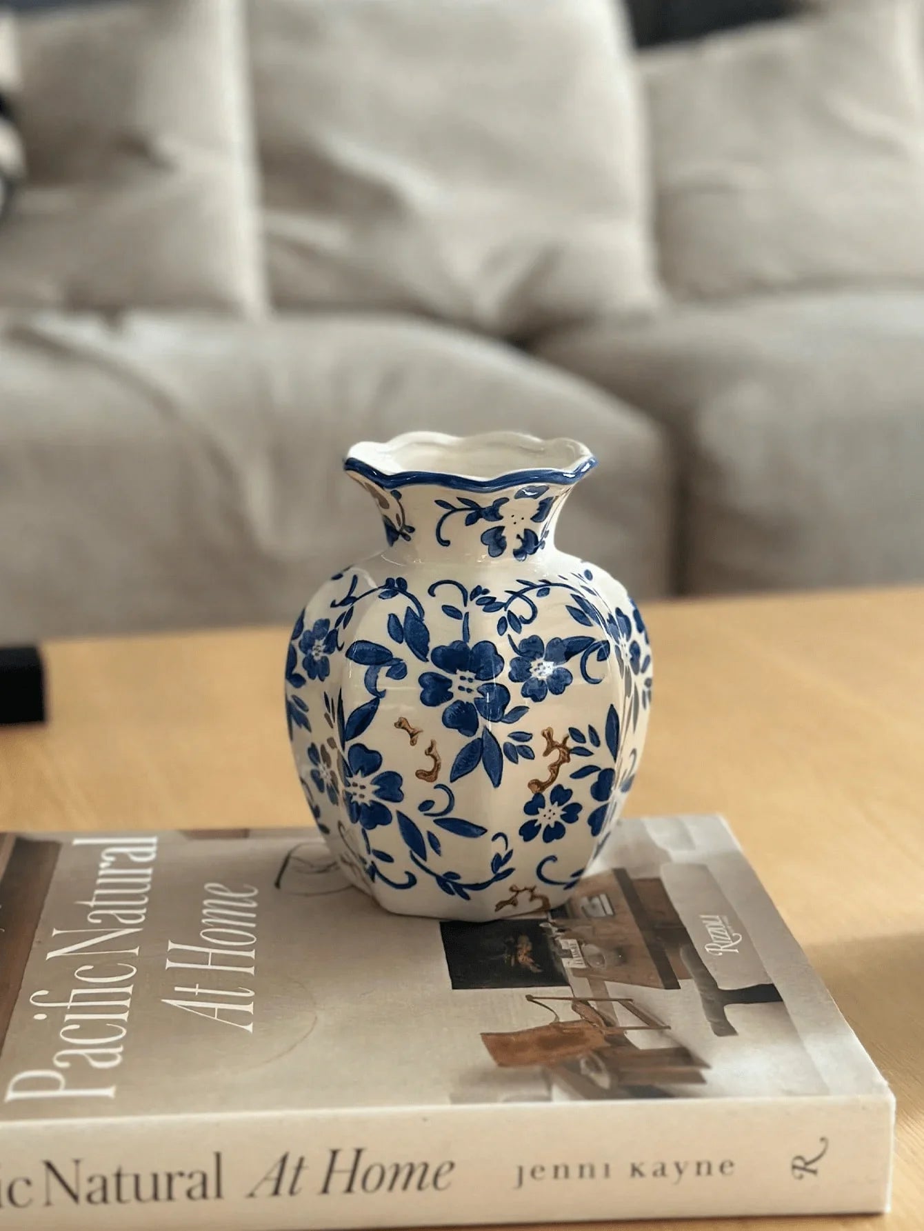 Porcelain Vase Chinese Retro Floral Decor For Living Room Multicolor Glaze Elegant Vintage Accent-A
