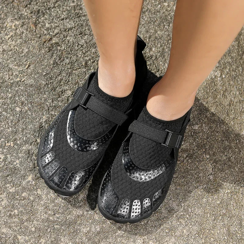 MAIJION Aqua Water Shoes Barefoot Beach Shoes For Men And Women Quick Dry Lightweight Non Slip Rubber Outsole-A
