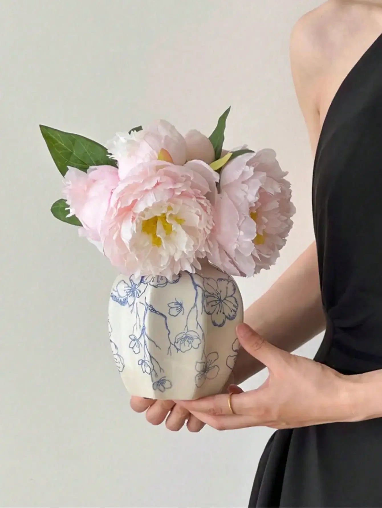Porcelain Vase Chinese Retro Floral Decor For Living Room Multicolor Glaze Elegant Vintage Accent-A