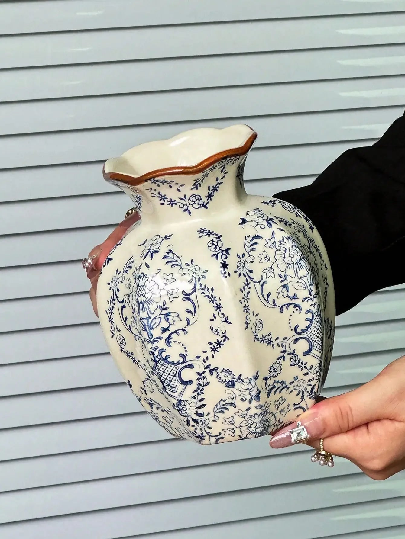 Porcelain Vase Chinese Retro Floral Decor For Living Room Multicolor Glaze Elegant Vintage Accent-A